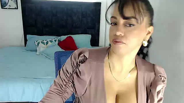 yeli xxx online show from September 2025 03:34:01 PM