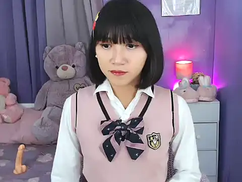 urlovelyfreya online show from November 2025 06:33:01 PM