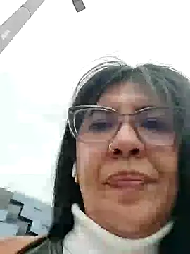 aisha latina online show from June 2026 04:02:01 PM
