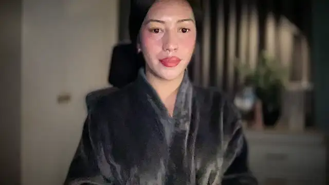 Jasmine Elcock online show from April 2026 08:09:01 AM