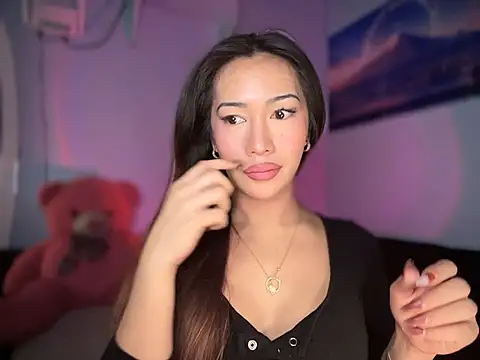 Jasmine Elcock online show from November 2025 03:55:02 PM