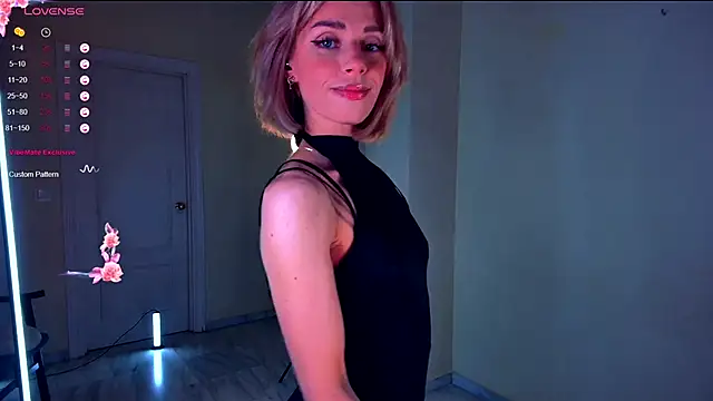 Arielle  03 online show from November 2025 02:04:01 AM