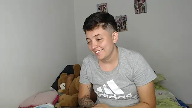 kathy luisa online show from November 2025 10:31:02 PM