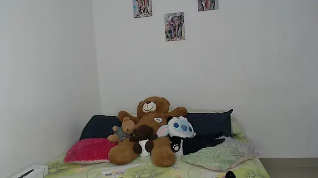 kathy luisa online show from November 2025 08:36:02 PM