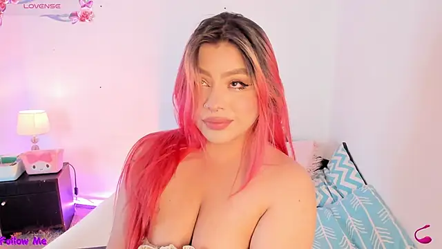 SophieRossi online show from November 2025 04:38:02 AM