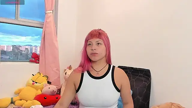 SophieRossi online show from April 2026 10:44:01 PM