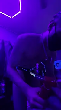 Cloudd Kingg Iceyyy online show from April 2026 07:58:02 PM