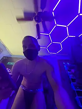 Cloudd Kingg Iceyyy online show from March 2026 05:25:02 PM