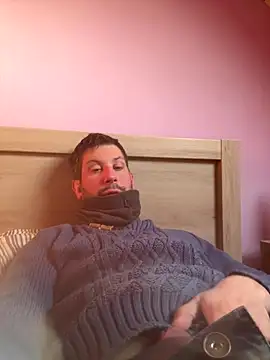 Taxidriver1988 online show from December 2025 02:45:01 PM