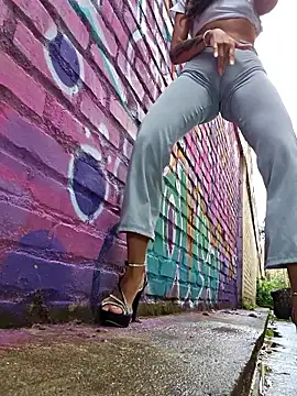 Yuky ta online show from February 2026 09:22:01 PM