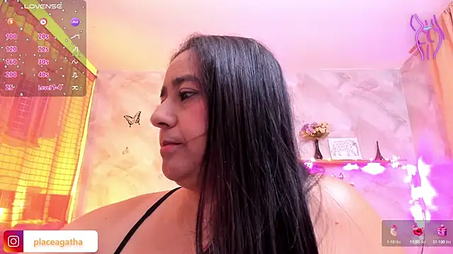 Snapshot of agathaxxx-69 chatting on September 2025 08:04:02 PM agathaxxx-69 online show from September 2025 08:04:02 PM