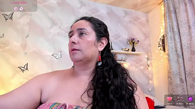 Snapshot of agathaxxx-69 chatting on November 2025 06:22:02 PM agathaxxx-69 online show from November 2025 06:22:02 PM