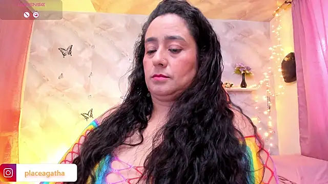 Snapshot of agathaxxx-69 chatting on November 2025 07:29:02 PM agathaxxx-69 online show from November 2025 07:29:02 PM