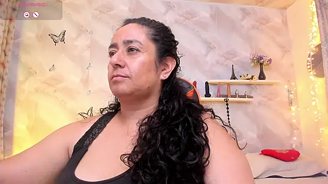 Snapshot of agathaxxx-69 chatting on November 2025 08:14:01 PM agathaxxx-69 online show from November 2025 08:14:01 PM