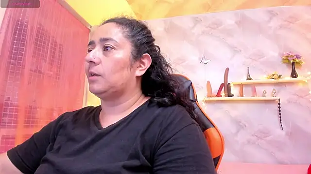 Snapshot of agathaxxx-69 chatting on November 2025 08:02:01 PM agathaxxx-69 online show from November 2025 08:02:01 PM