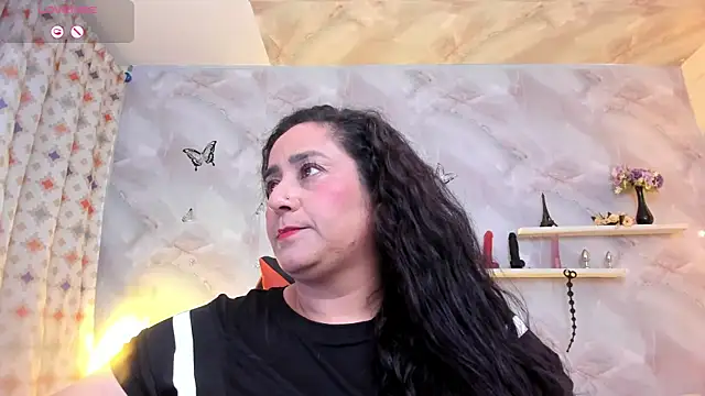 Snapshot of agathaxxx-69 chatting on November 2025 08:03:02 PM agathaxxx-69 online show from November 2025 08:03:02 PM