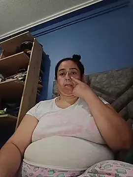 Snapshot of agathaxxx-69 chatting on December 2025 10:48:01 PM agathaxxx-69 online show from December 2025 10:48:01 PM