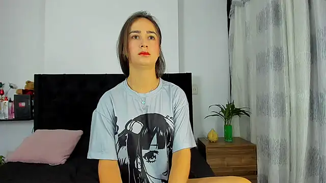 Snapshot of AndreaStivens chatting on November 2025 10:52:02 AM AndreaStivens online show from November 2025 10:52:02 AM