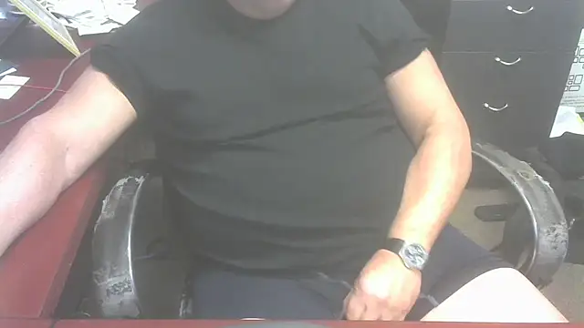 chadhammer online show from December 2025 10:32:01 PM