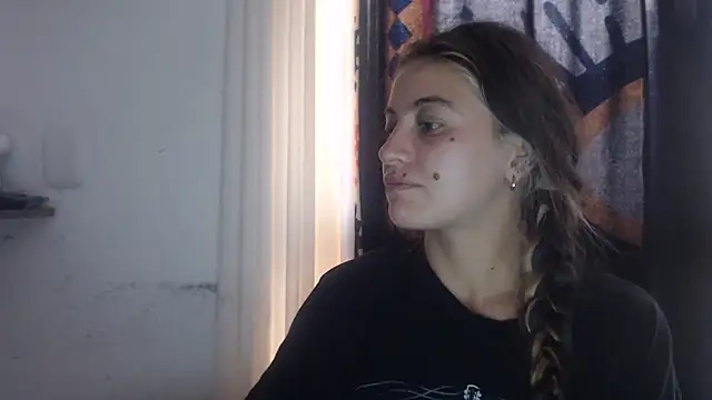 mariecam420 online show from February 2025 03:20:01 PM