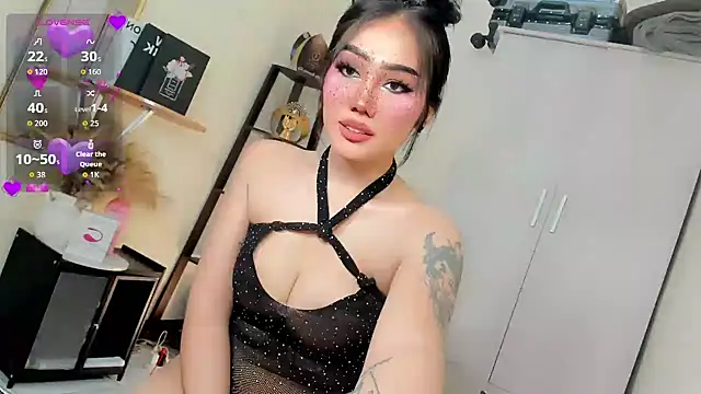 Icon1c LiLy online show from October 2025 06:05:01 PM