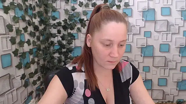 Snapshot of JosieJun_ chatting on September 2025 06:13:01 PM JosieJun online show from September 2025 06:13:01 PM