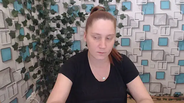 Snapshot of JosieJun_ chatting on September 2025 06:32:02 PM JosieJun online show from September 2025 06:32:02 PM