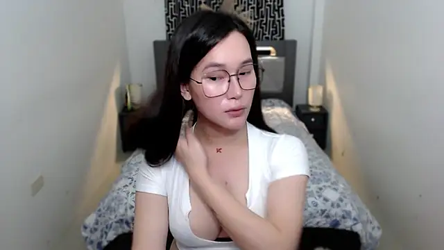 AmazingLuchie online show from November 2025 05:54:01 AM