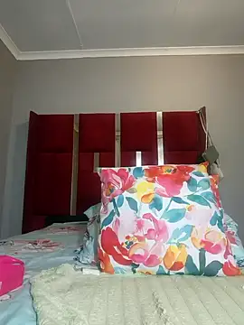 HoneyDropsX online show from October 2025 02:51:01 PM