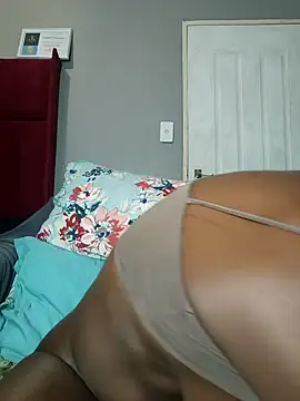 HoneyDropsX online show from January 2026 04:43:01 PM