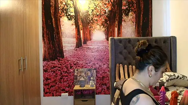 sofia23dirty online show from December 2025 05:51:01 PM