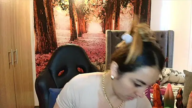 sofia23dirty online show from November 2025 06:08:02 PM