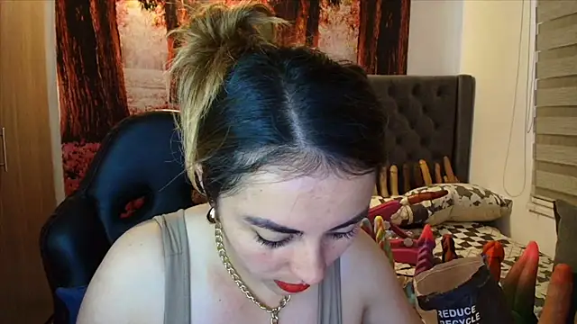 sofia23dirty online show from February 2026 01:07:02 PM