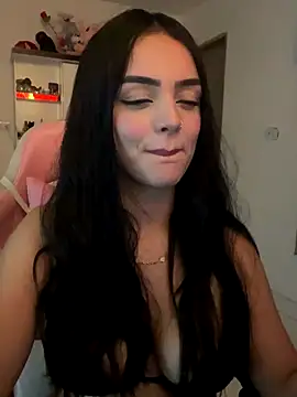 anniehart online show from December 2025 01:49:02 AM