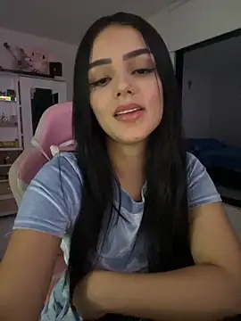 Snapshot of anniehart chatting on November 2025 12:54:01 AM anniehart online show from November 2025 12:54:01 AM