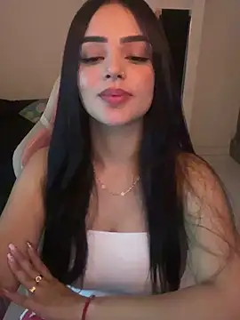 Snapshot of anniehart chatting on December 2025 02:28:02 AM anniehart online show from December 2025 02:28:02 AM