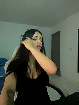 Snapshot of anniehart chatting on November 2025 02:12:01 AM anniehart online show from November 2025 02:12:01 AM