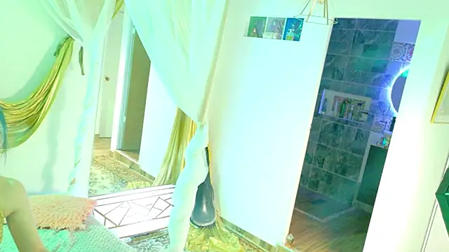 magali 19 online show from October 2025 09:37:02 PM