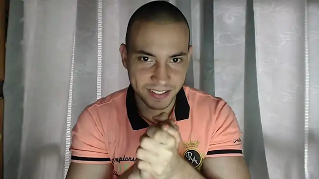 Armando 2002 online show from September 2025 04:57:01 PM