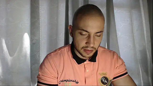 Armando 2002 online show from September 2025 05:51:01 PM