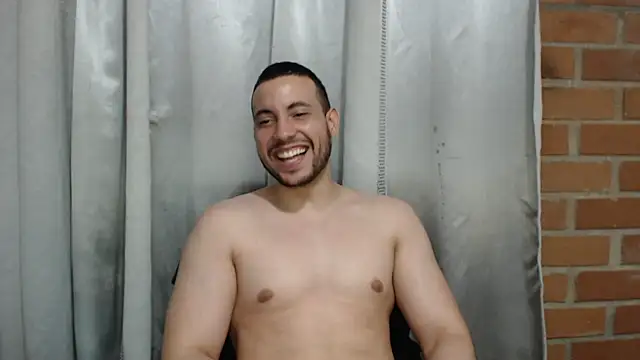Snapshot of Armando_2002 chatting on August 2026 04:07:02 AM Armando 2002 online show from August 2026 04:07:02 AM