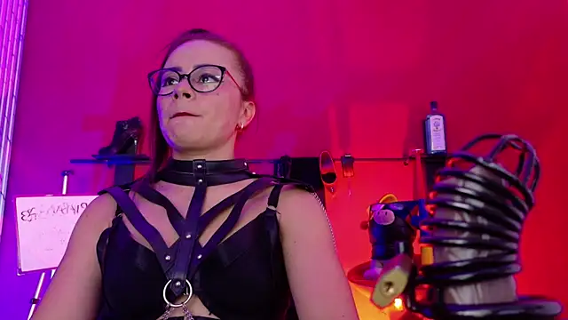 MistressSlut1 online show from June 2026 11:32:02 AM