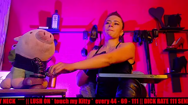 MistressSlut1 online show from May 2026 11:39:02 AM