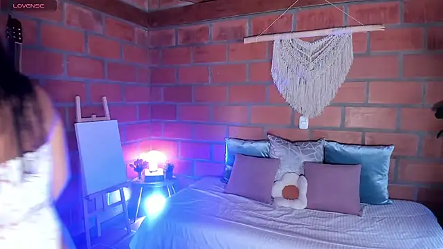 RouseColins online show from January 2026 09:53:01 PM