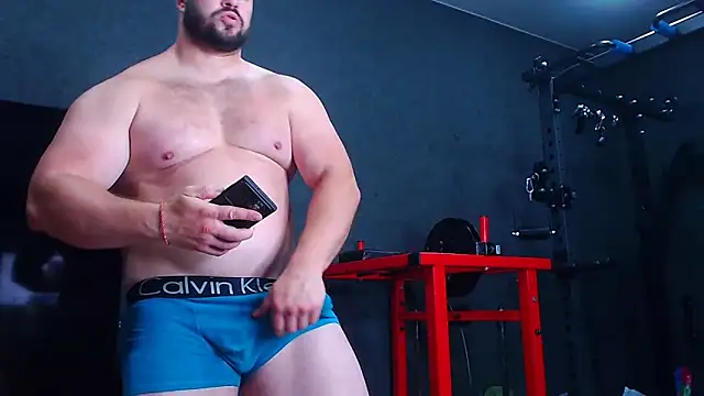 muscularjohnforuX online show from June 2026 04:33:02 PM