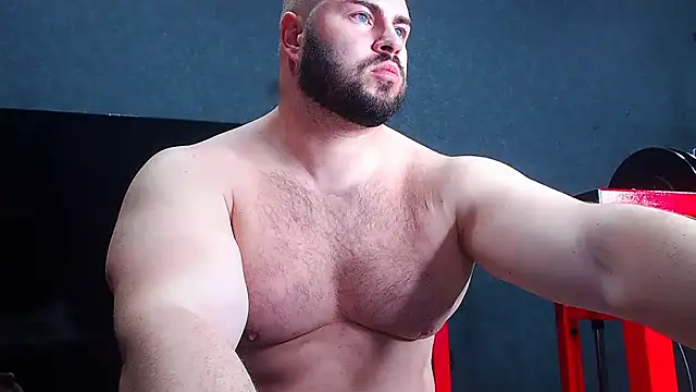 muscularjohnforuX online show from May 2026 05:39:02 PM