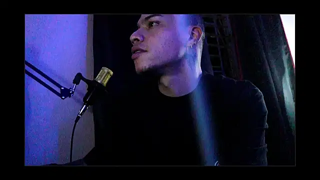 Snapshot of BestMasterForYou chatting on September 2025 03:56:01 AM BestMasterForYou online show from September 2025 03:56:01 AM