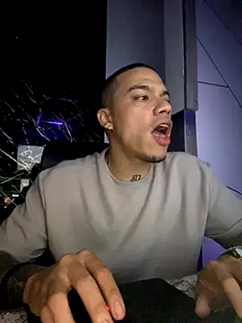 Snapshot of BestMasterForYou chatting on October 2025 05:44:01 AM BestMasterForYou online show from October 2025 05:44:01 AM