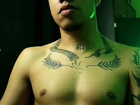 Snapshot of BestMasterForYou chatting on December 2025 09:07:02 PM BestMasterForYou online show from December 2025 09:07:02 PM