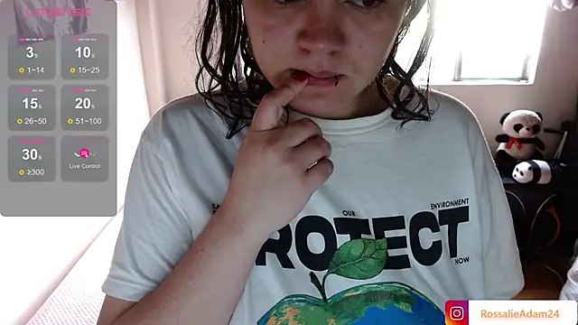 RossalieAdam24 online show from May 2026 05:44:02 PM